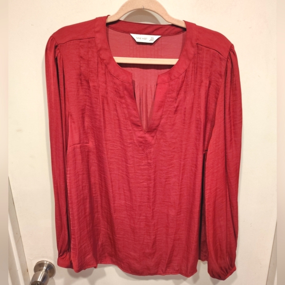 Nine West NWT Women's Fuchsia Hammered Satin Long Sleeve Top Sz XXL Career